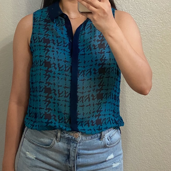 Banana Republic top - Picture 3 of 4